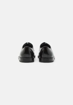 MOSCHINO Plate - Veterschoenen - Nero 8 MOSCHINO Plate - Veterschoenen - Nero -Deals Shoes Store f234bfcf50df46aeb153a82a1537438e