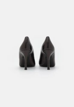 Furla Code Decollete - Klassieke Pumps - Nero -Deals Shoes Store f4a3cfcd958742bdb721e4f425f09b43